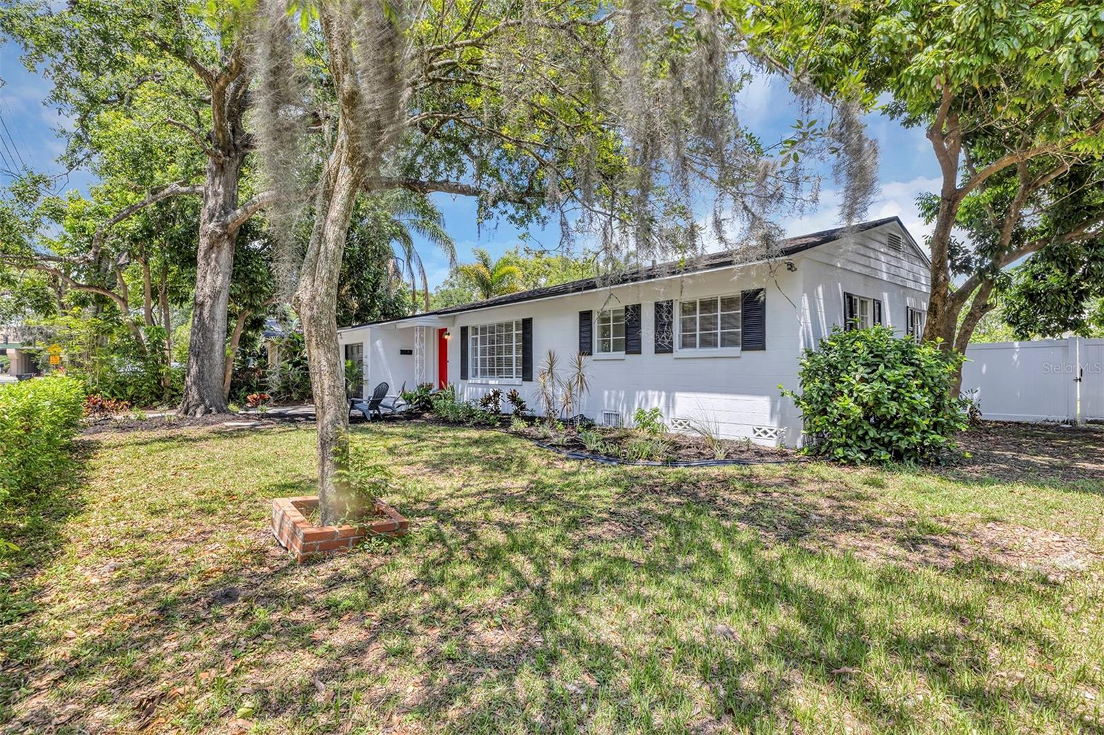 441 S PRIMROSE DRIVE