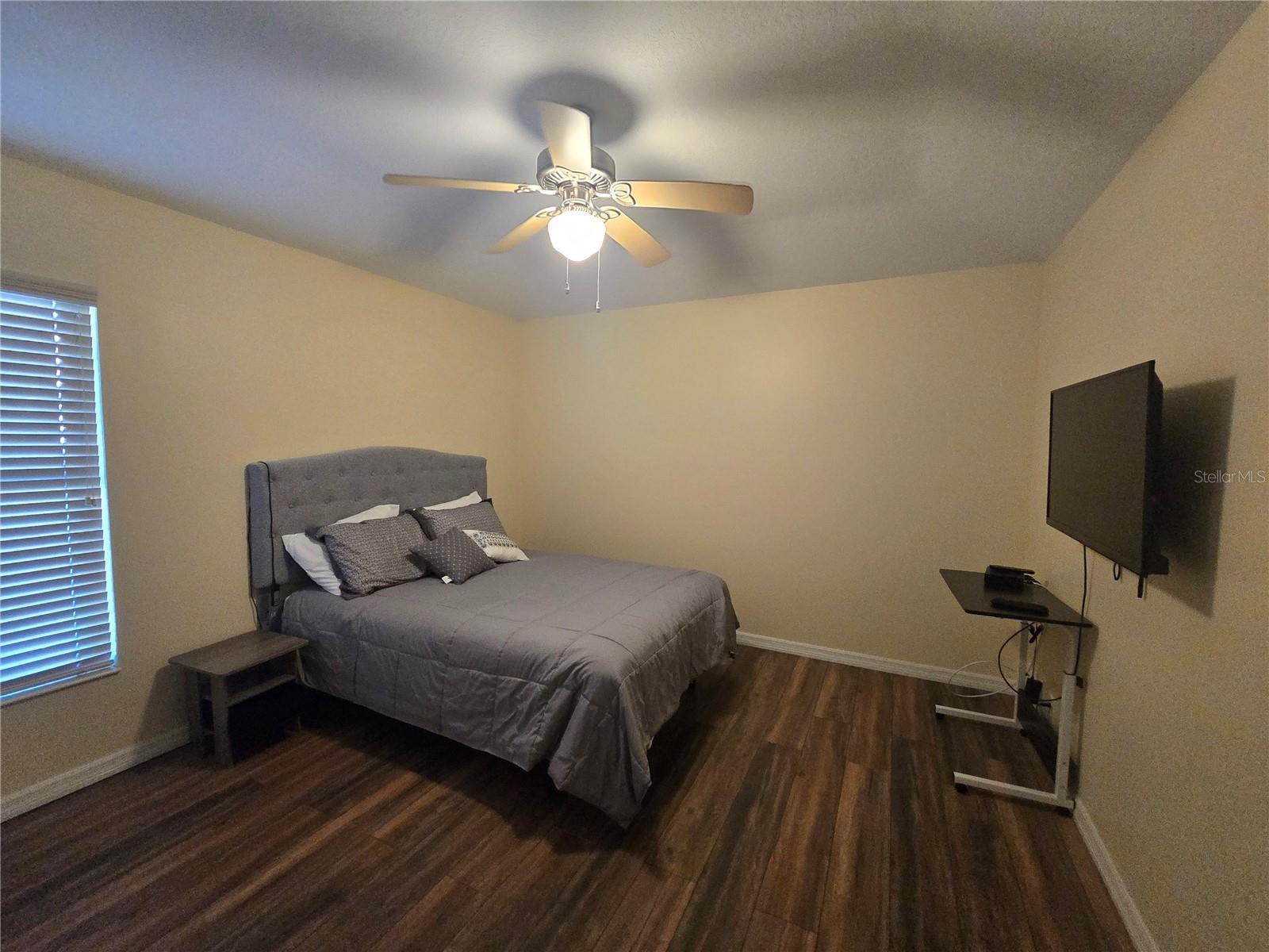 OAKLEY - Residential