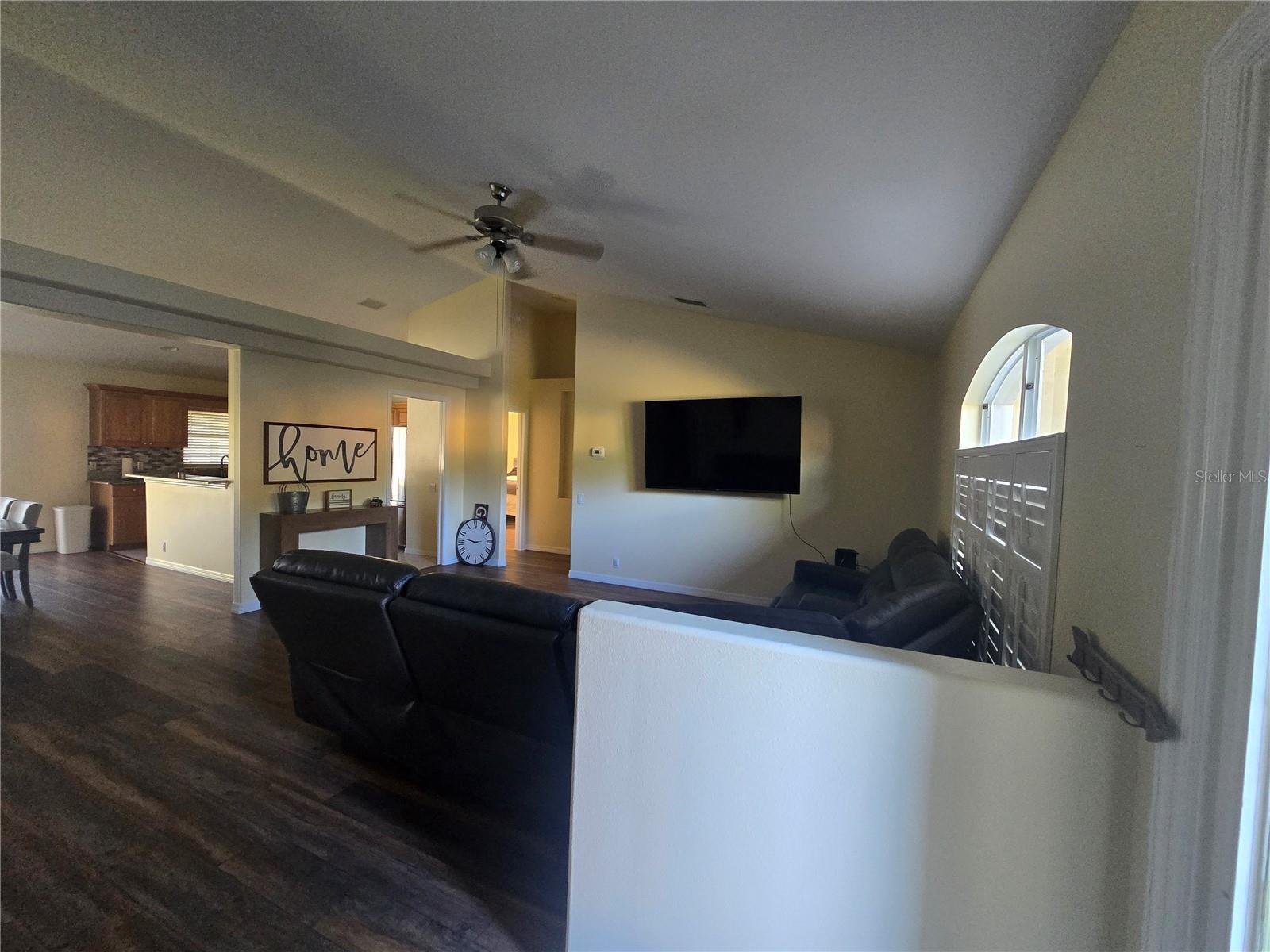 OAKLEY - Residential