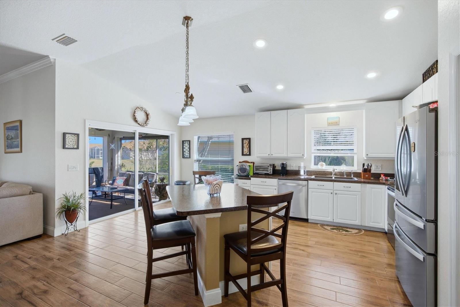 LAKESIDE PLANTATION - Residential