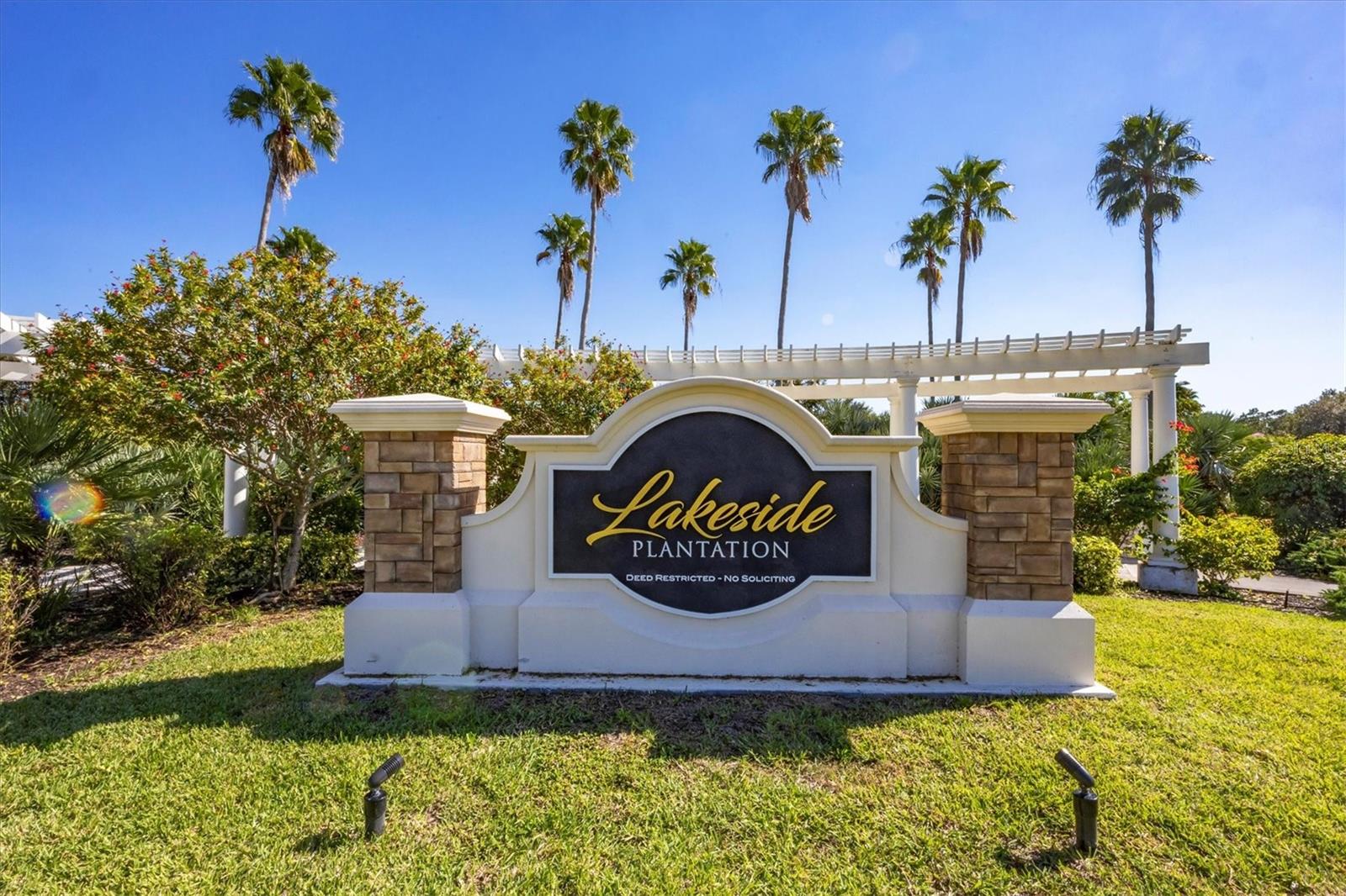 LAKESIDE PLANTATION - Residential