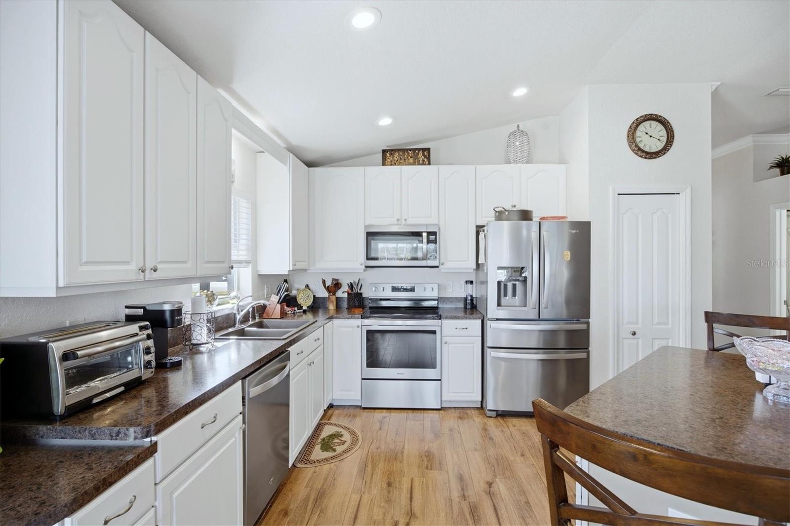 LAKESIDE PLANTATION - Residential