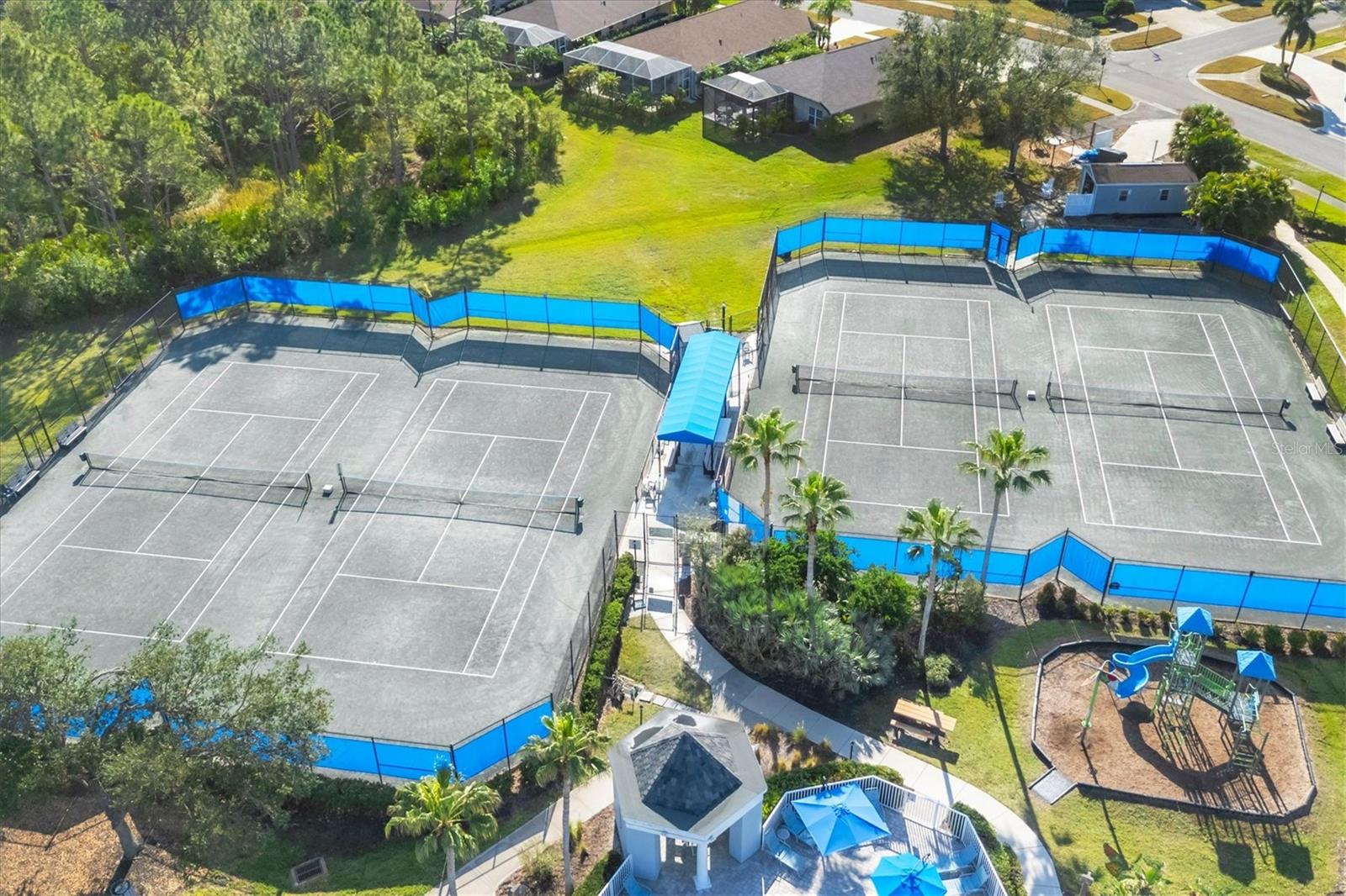 LAKESIDE PLANTATION - Residential