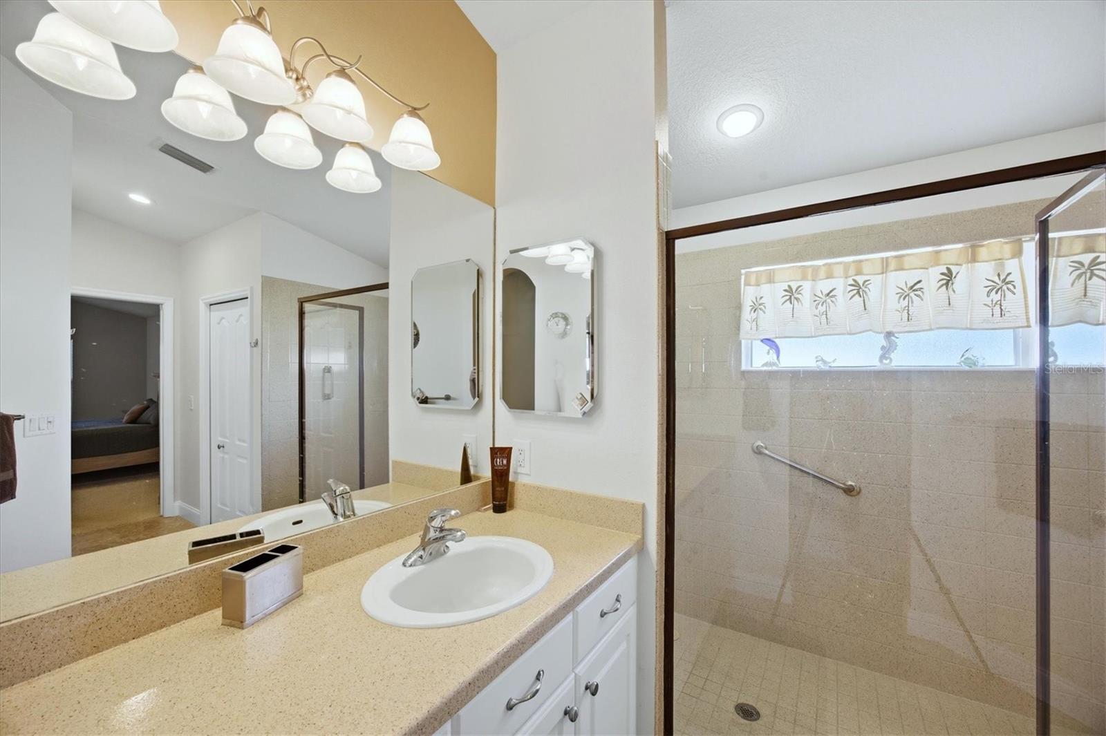 LAKESIDE PLANTATION - Residential