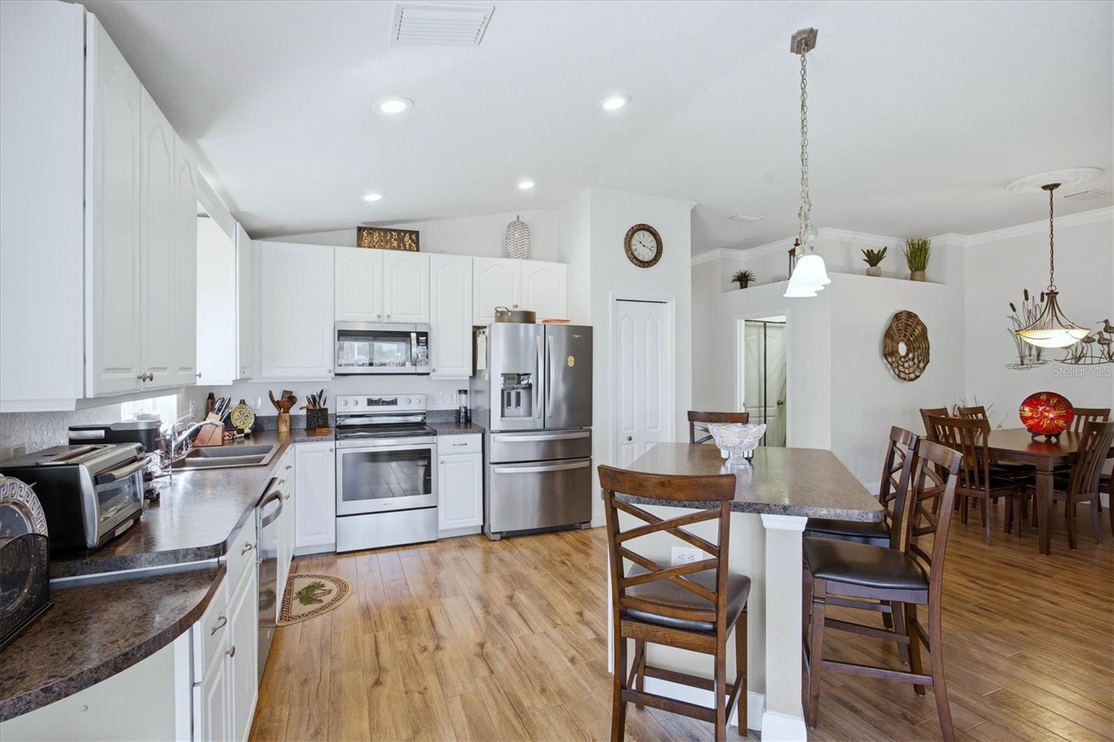 LAKESIDE PLANTATION - Residential