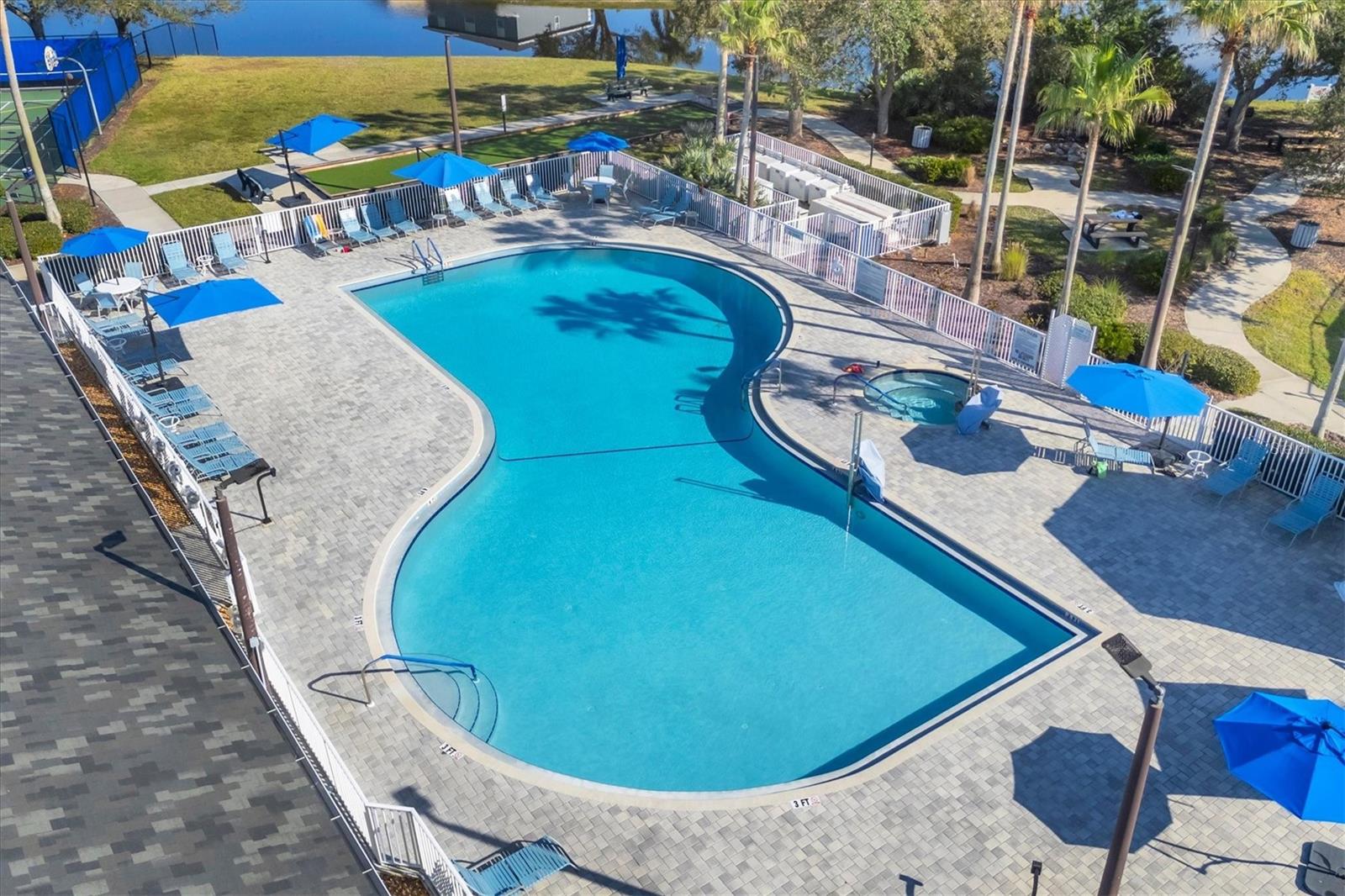 LAKESIDE PLANTATION - Residential