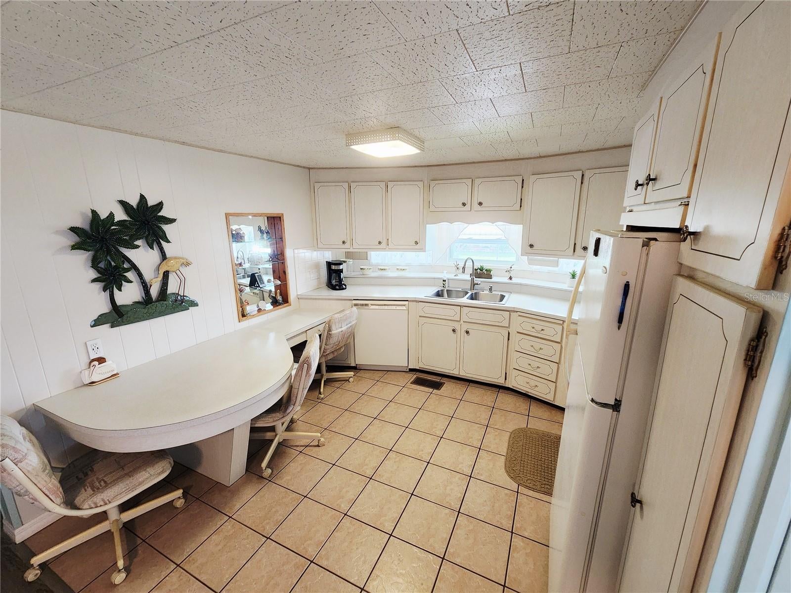 603 CYPRUS COURT, BRADENTON, FL, 34207 4 603 CYPRUS COURT
