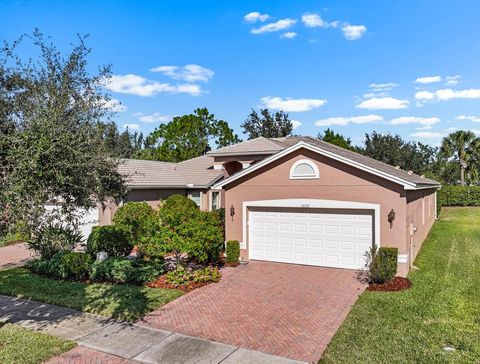 Photo of 16252 Amethyst Key Drive, Wimauma, FL 33598 (MLS # TB8448866)