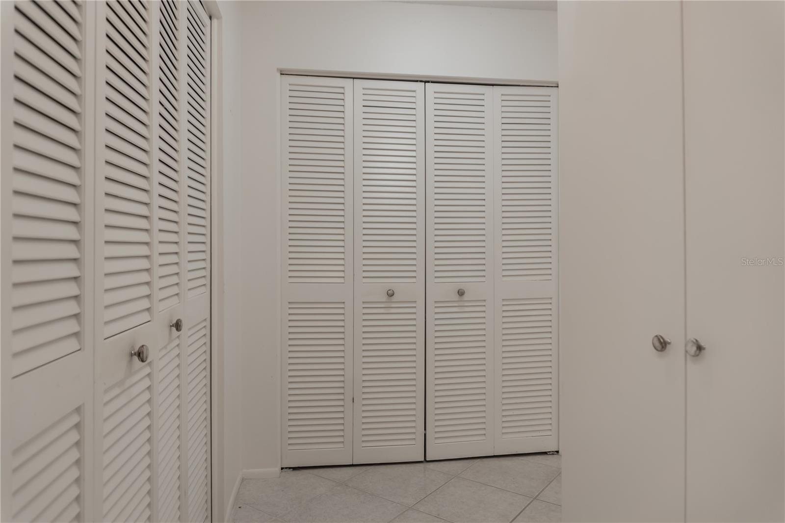 VILLAGE PLAZA SEC 4 - Residential