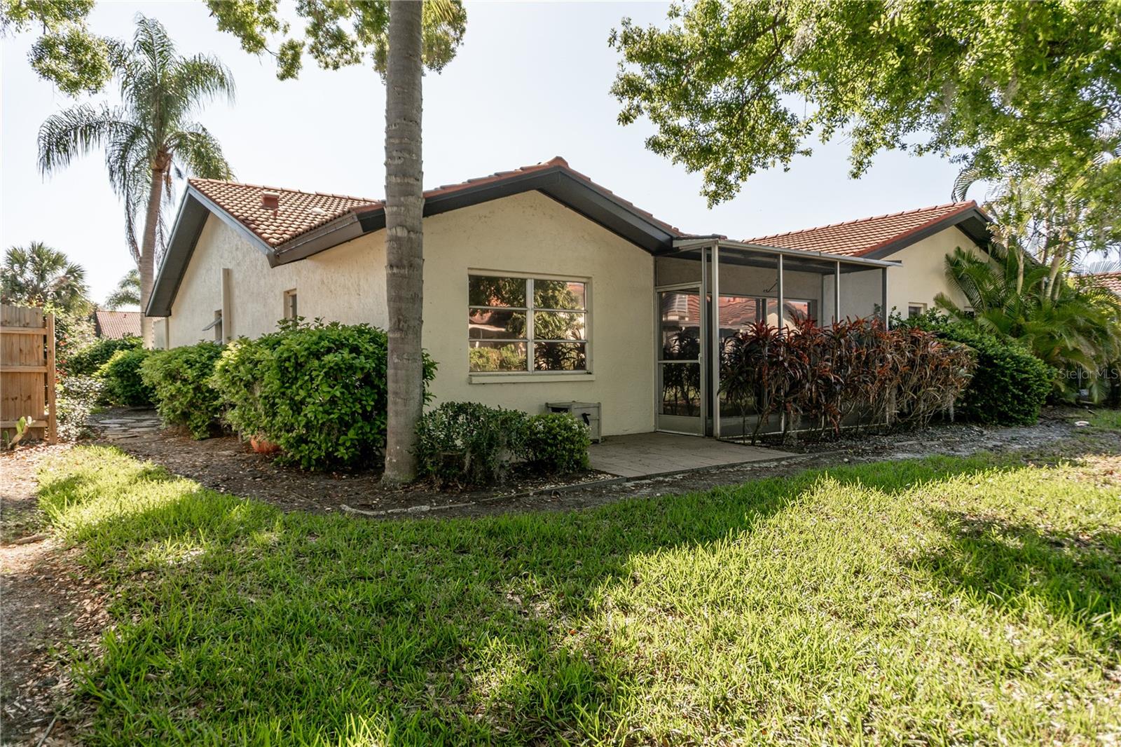 VILLAGE PLAZA SEC 4 - Residential