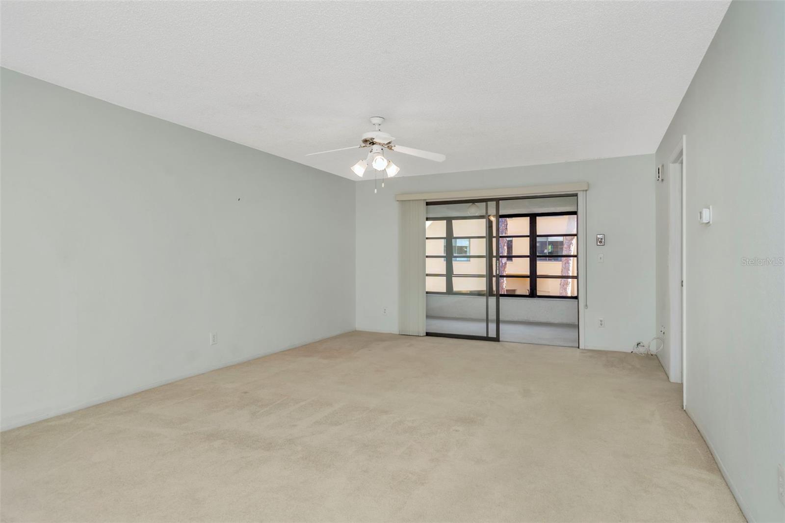 IMPERIAL OAKS CONDO - Residential