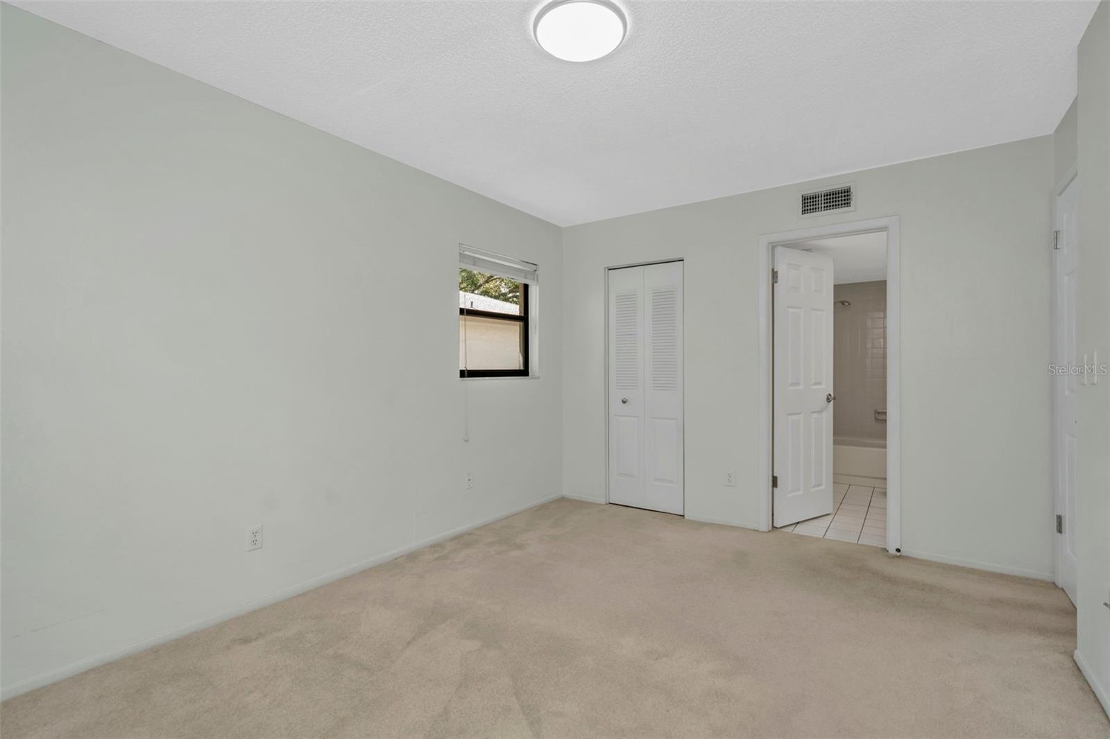 IMPERIAL OAKS CONDO - Residential