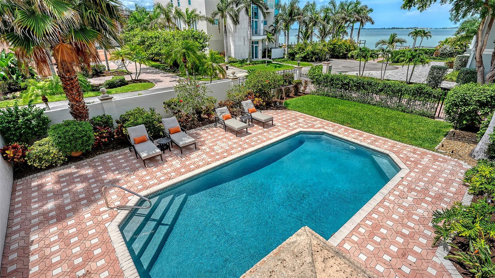 TOCOBAGA BAY - Residential