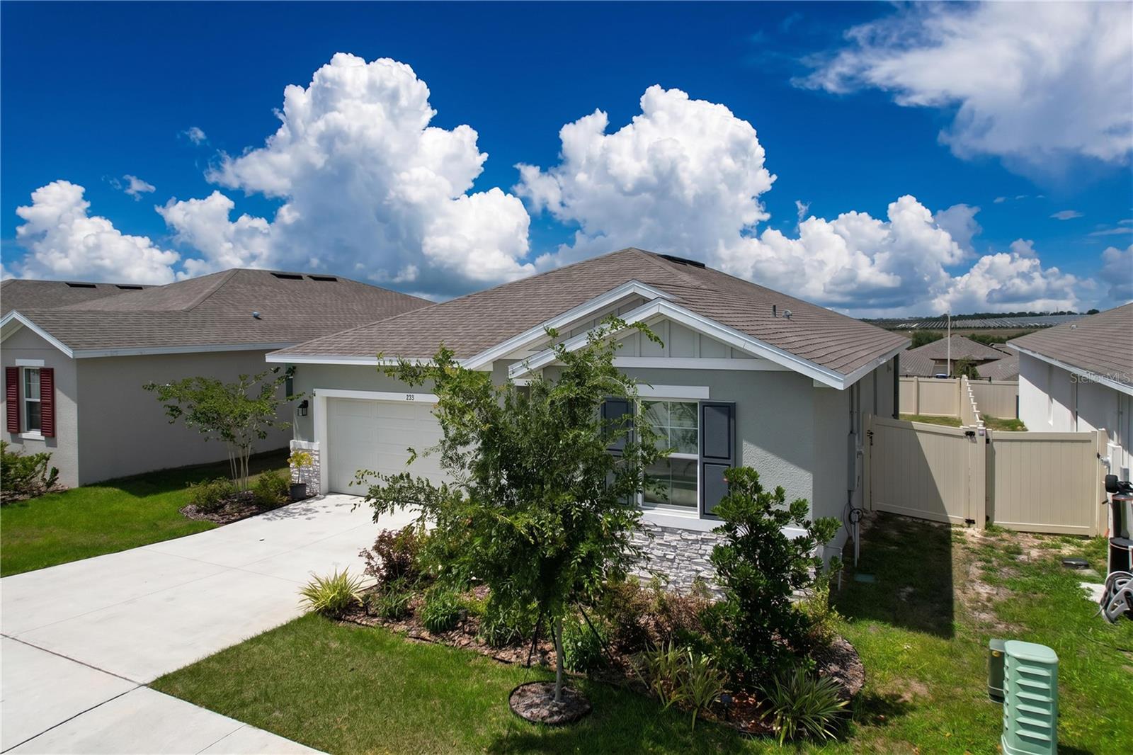 MABEL PLACE - Residential