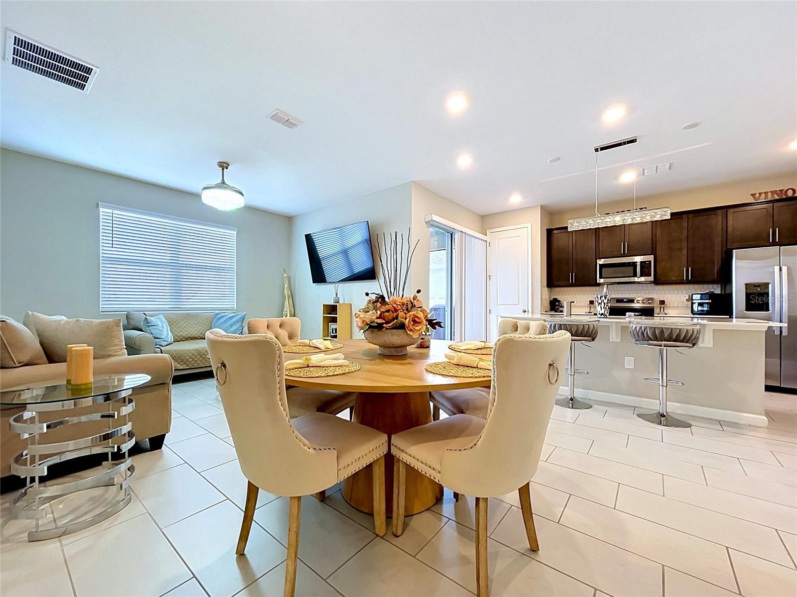 MABEL PLACE - Residential