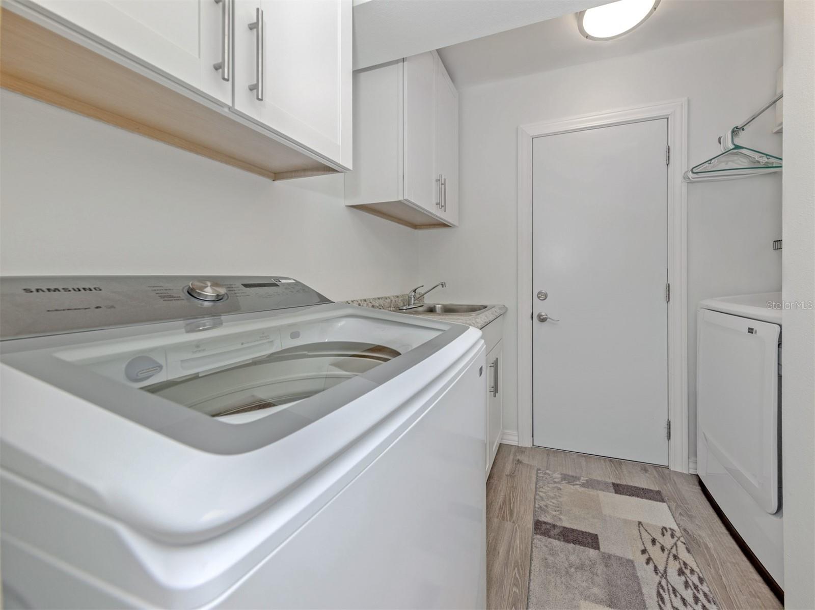 PINEBROOK LAKE CLUB PH 2 - Residential