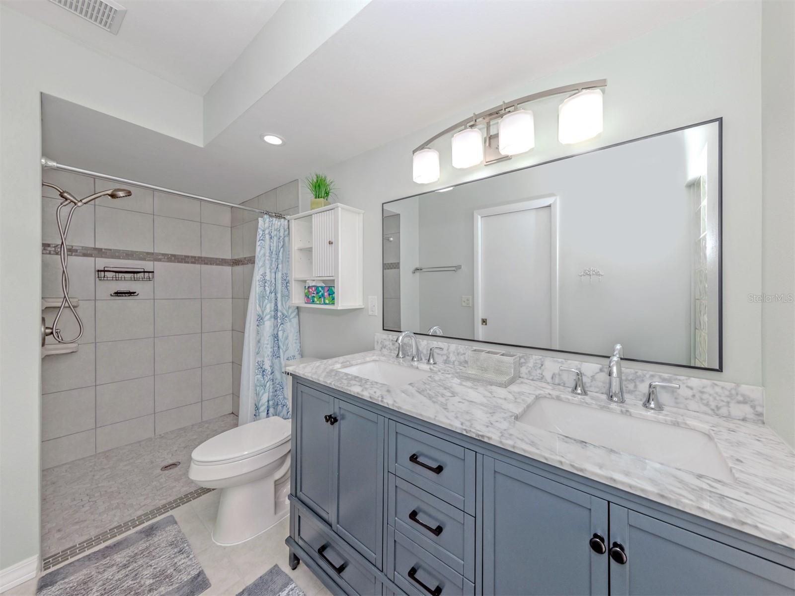 PINEBROOK LAKE CLUB PH 2 - Residential