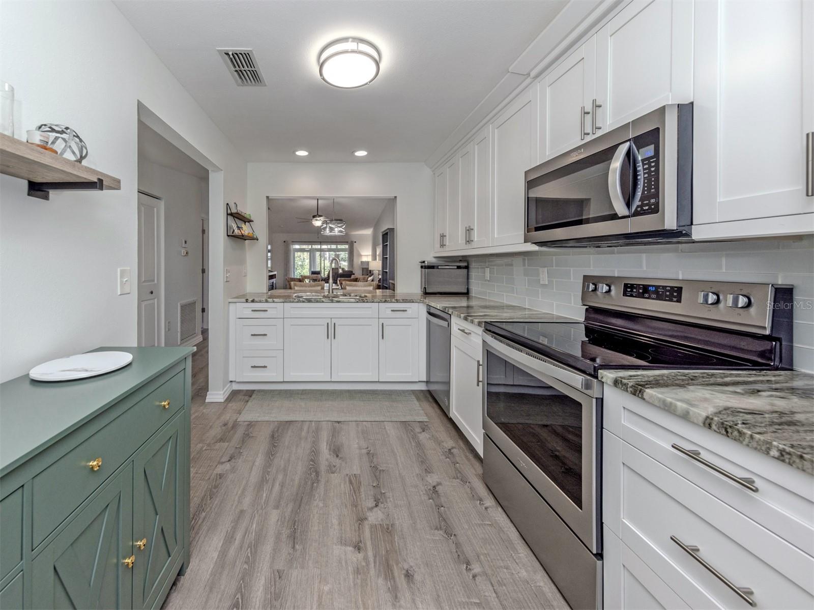 PINEBROOK LAKE CLUB PH 2 - Residential