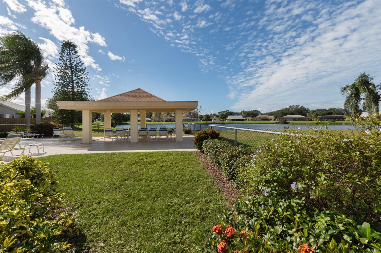 PINEBROOK LAKE CLUB PH 2 - Residential