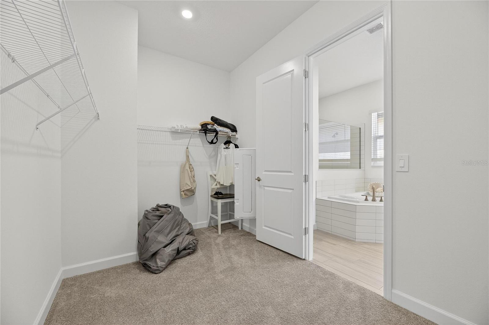 FOREST BROOKE ACTIVE ADULT PH 6A AND 7 LOT 10 BLOC - Residential