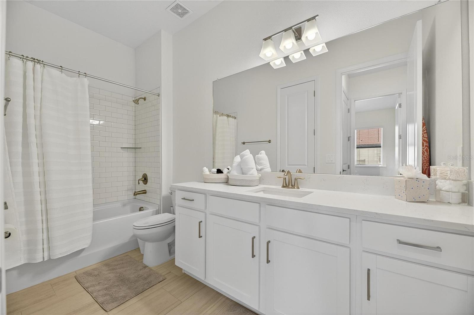 FOREST BROOKE ACTIVE ADULT PH 6A AND 7 LOT 10 BLOC - Residential