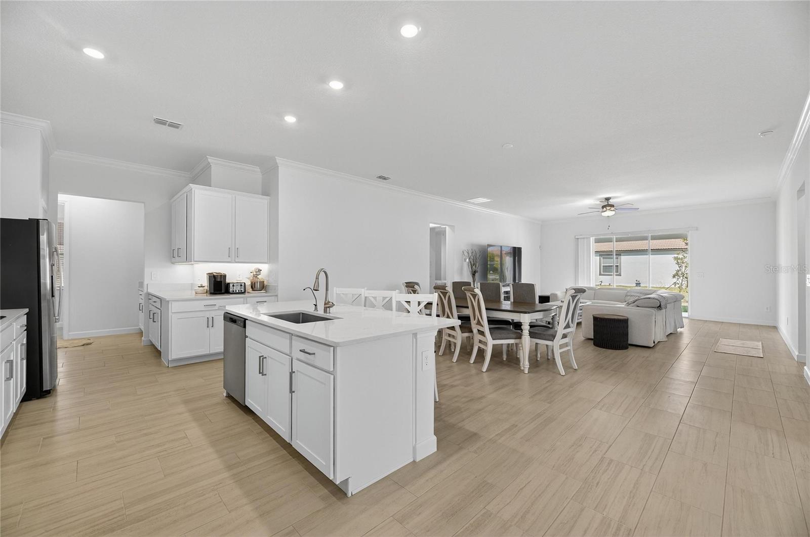 FOREST BROOKE ACTIVE ADULT PH 6A AND 7 LOT 10 BLOC - Residential