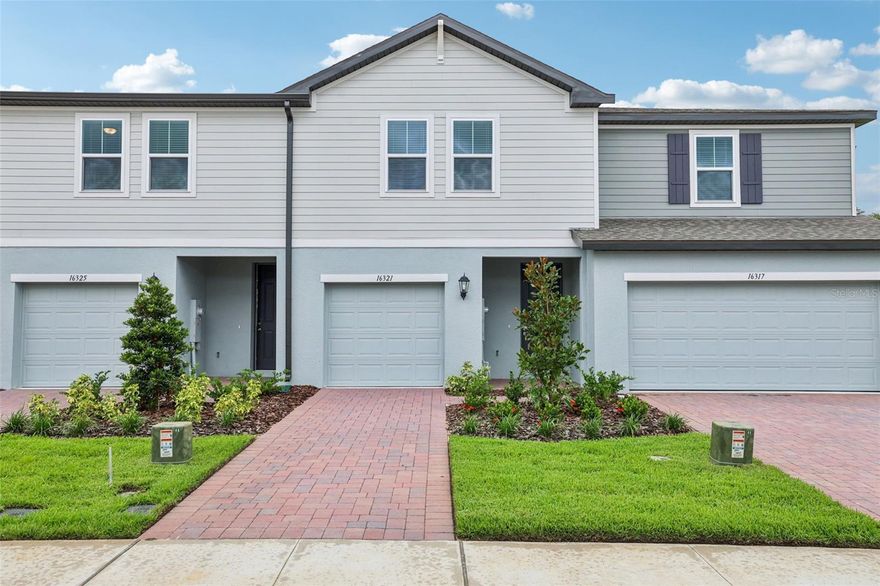 Great opportunitty and be the FIRST to live in this BRAND-NEW, energy-efficient townhome—available NOW! Featuring an open-concept layout and a spacious upstairs primary suite with a walk-in closet and dual sinks. Located in Cagan Crossings West on US-27, just minutes from Clermont’s Chain of Lakes, Downtown Clermont, and Walt Disney World. Community amenities include a resort-style pool, cabana, and tot lot.
Enjoy modern living with energy-efficient features that help lower utility costs while maximizing comfort. Don’t miss this opportunity to lease a never-lived-in home!