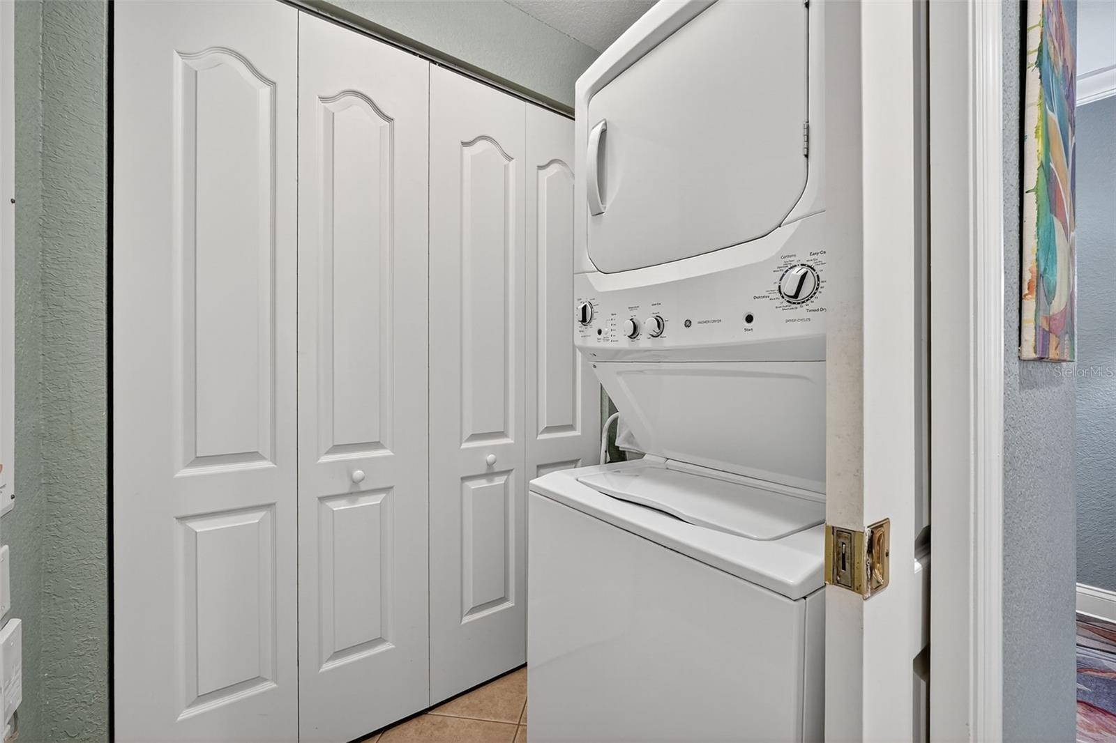 PALMS AT MINORCA PH 02 CONDO - Residential