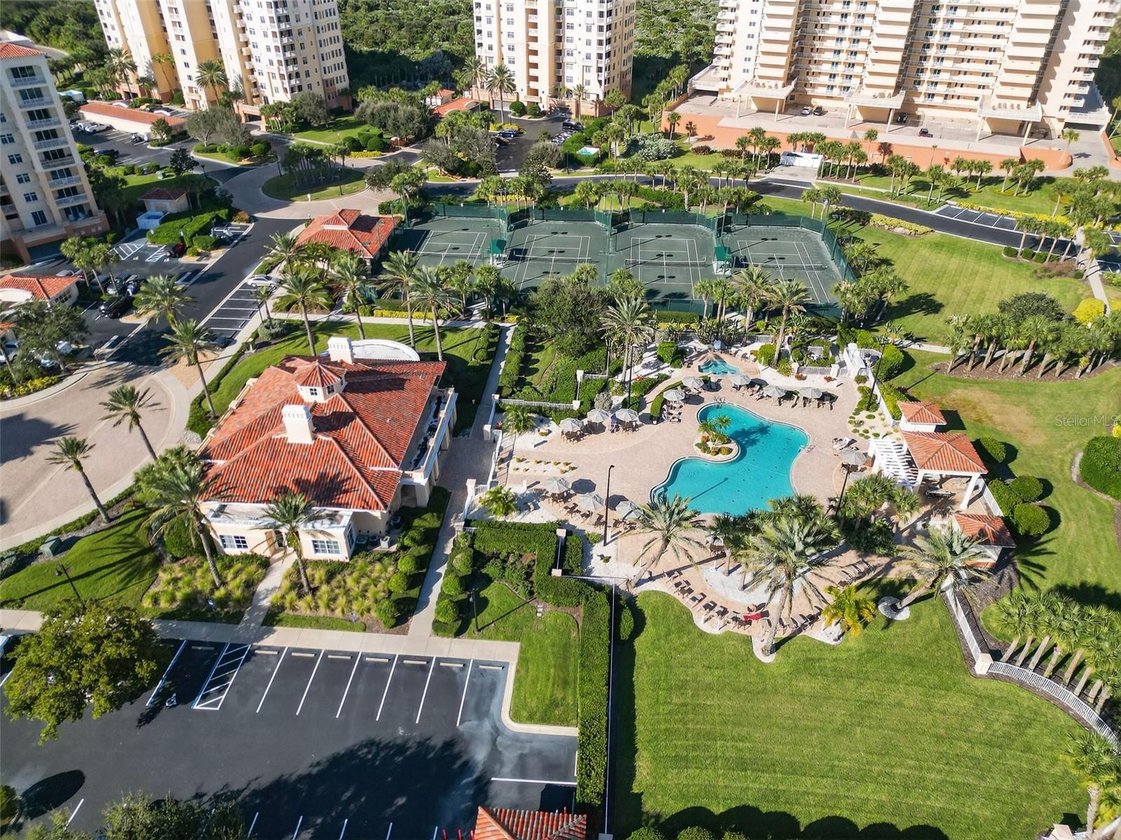 PALMS AT MINORCA PH 02 CONDO - Residential