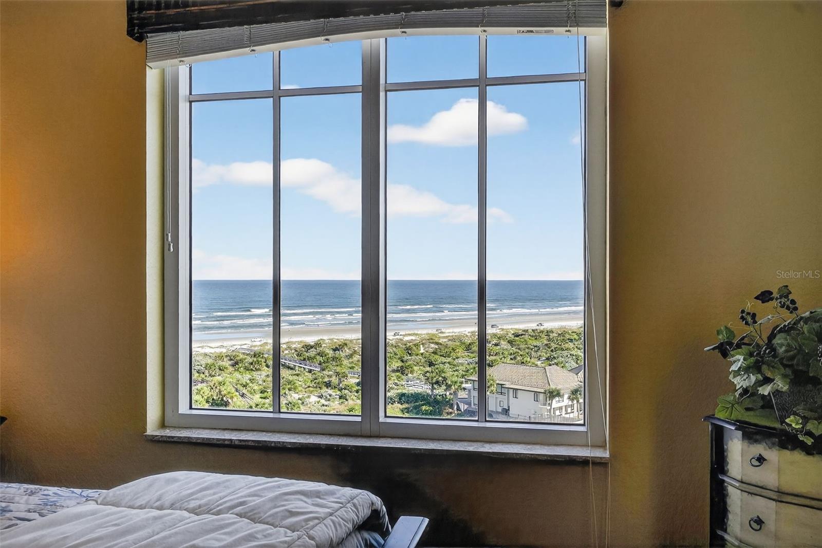 PALMS AT MINORCA PH 02 CONDO - Residential