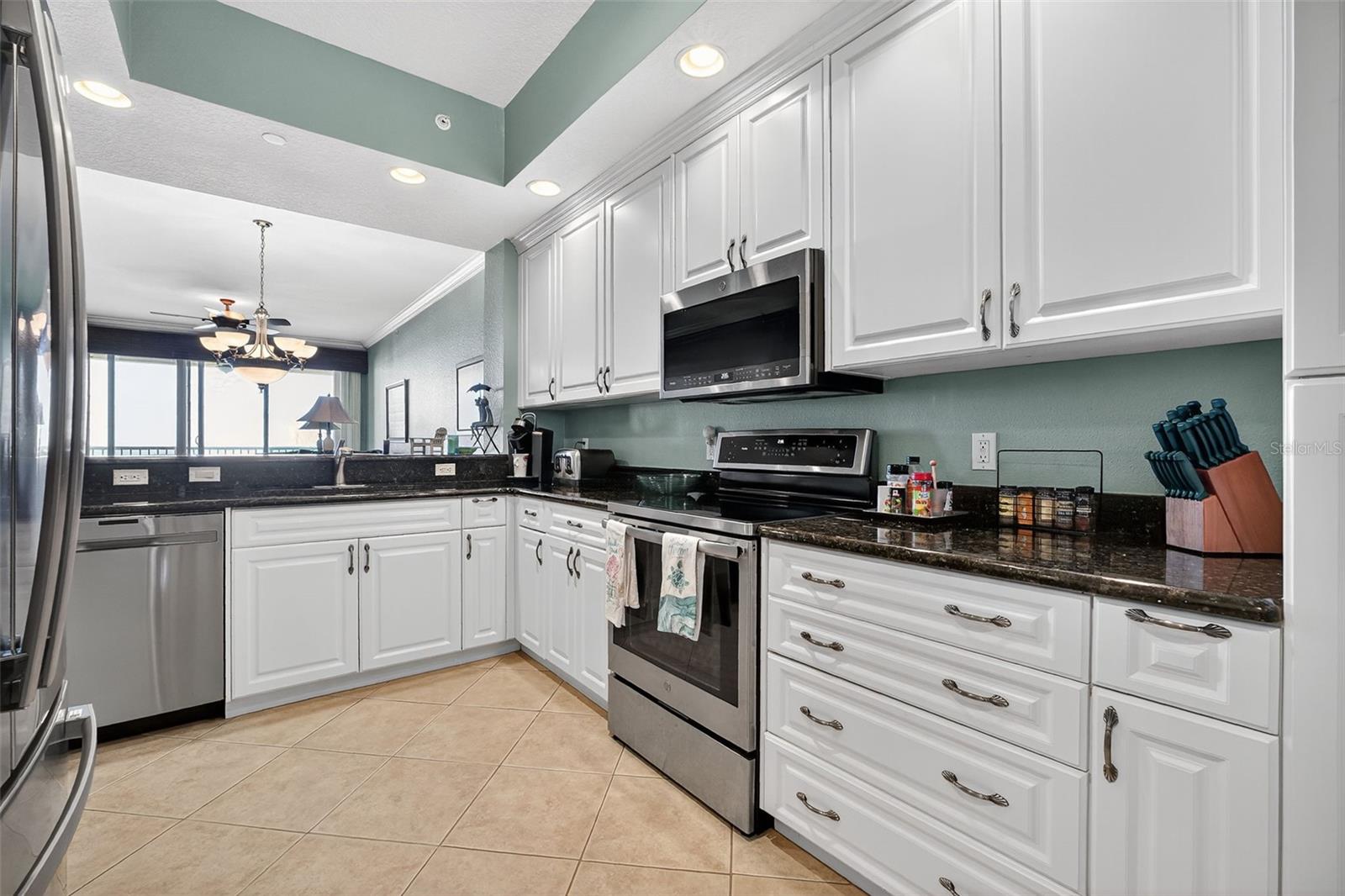 PALMS AT MINORCA PH 02 CONDO - Residential