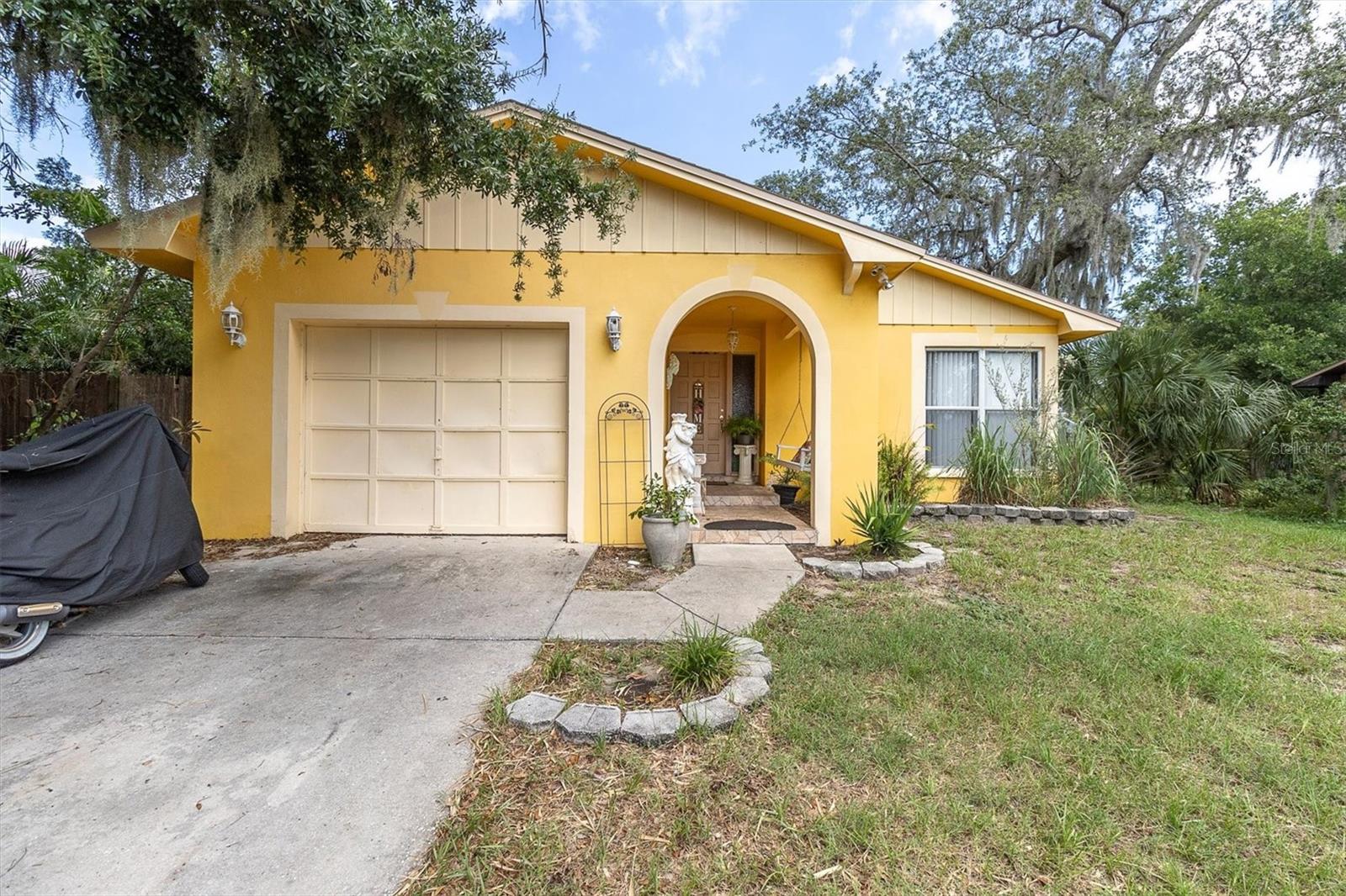 Charming Home in Sought-After Tarpon Springs – High & Dry!
Welcome to this exceptional 2-bedroom, 2-bathroom residence with a versatile office/den, located in the heart of Tarpon Springs' highly desirable Fruit Bowl neighborhood! Just steps from the serene waters of Spring Bayou and the vibrant downtown district, this home offers a perfect blend of historic charm, functional living space, and lasting peace of mind.
Tucked along picturesque brick-lined streets, this property has never experienced flooding in recorded history—even during last year’s major storms—making it a true rarity in this coastal community.
Property Highlights:
2 bedrooms, 2 full bathrooms plus a flexible office/den—perfect for working from home, guests, or creative space
The office/den opens to the outdoor patio through sliding glass doors, offering seamless indoor-outdoor living
Newer roof (2018) for added peace of mind
Prime location in the heart of the Fruit Bowl, known for its historic charm and exceptional walkability
A short stroll to Spring Bayou, parks, local festivals, unique boutiques, and acclaimed restaurants
Whether you're seeking a cozy forever home or a smart investment, this property delivers the best of Tarpon Springs living—historic ambiance, coastal lifestyle, and the confidence of a solid, well-maintained home that has stood the test of time.