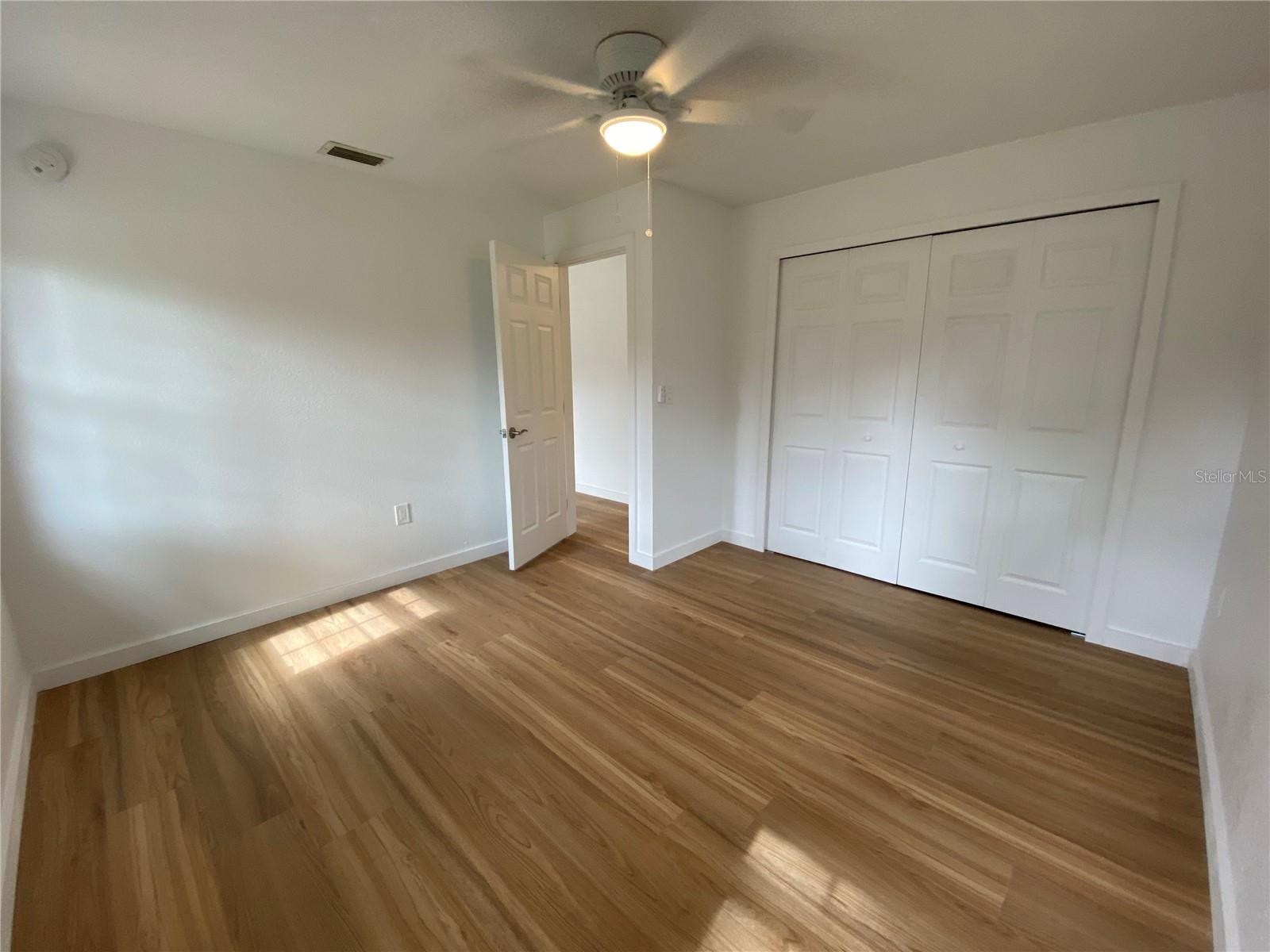 BAY SHORE - Residential Lease