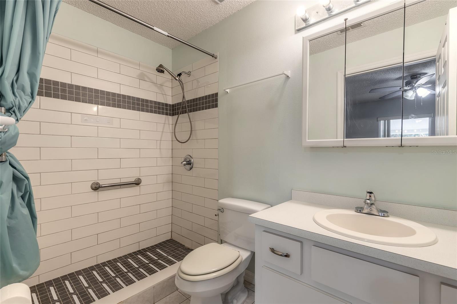 BURWYN PARK - Residential