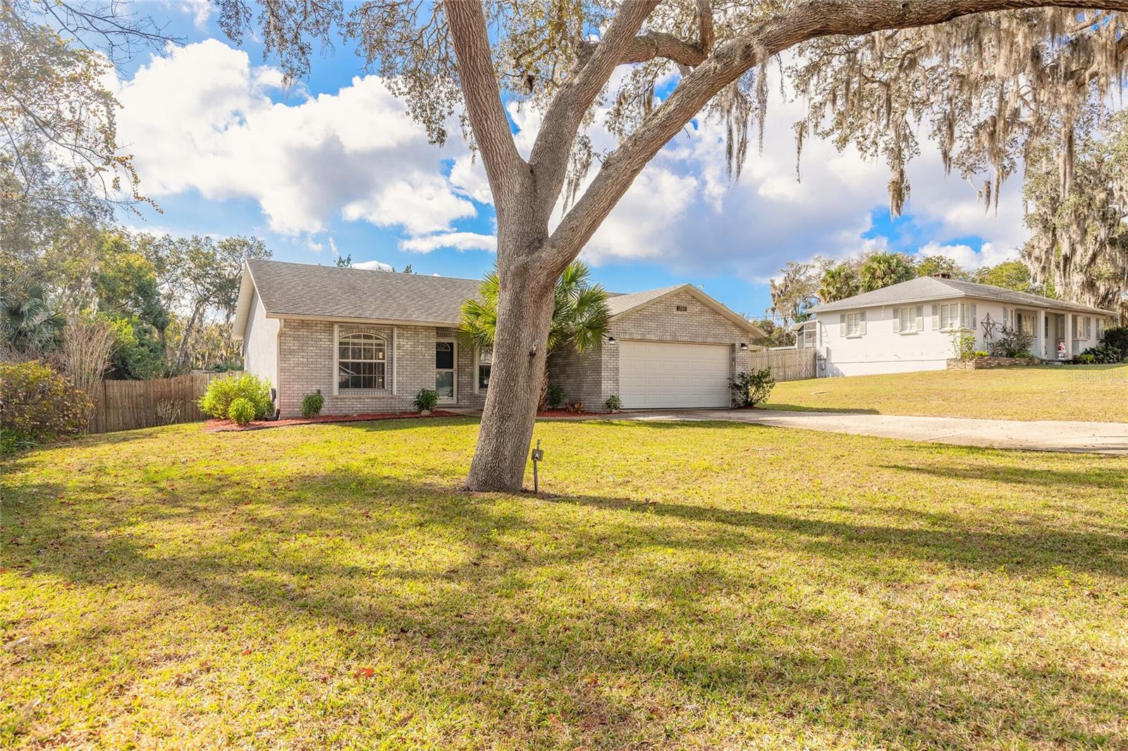 BURWYN PARK - Residential