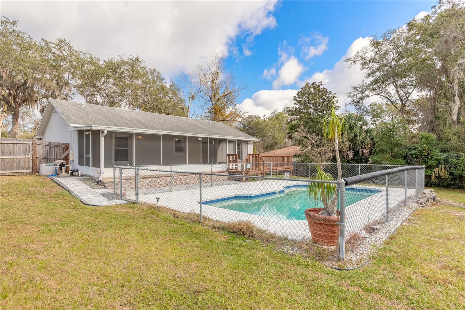 BURWYN PARK - Residential