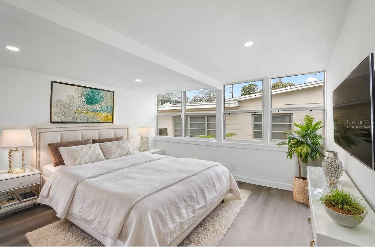 OAK RIDGE 2 - Residential