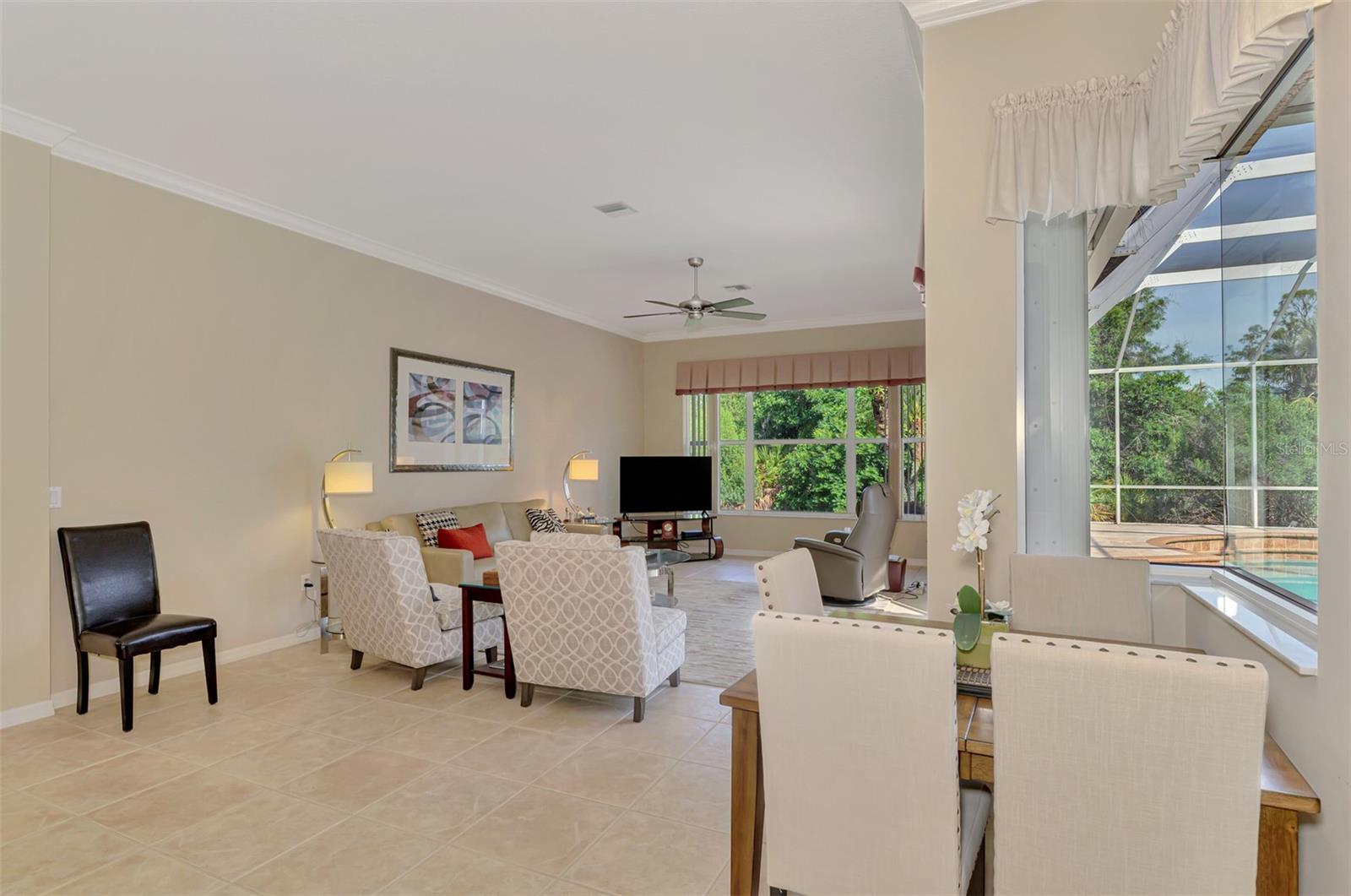SAWGRASS - Residential