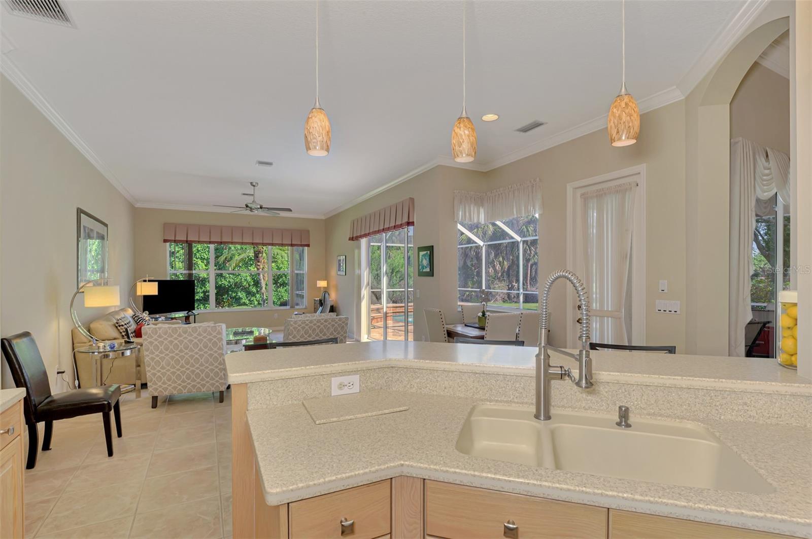 SAWGRASS - Residential