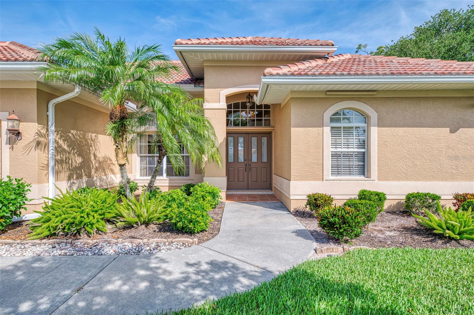 SAWGRASS - Residential