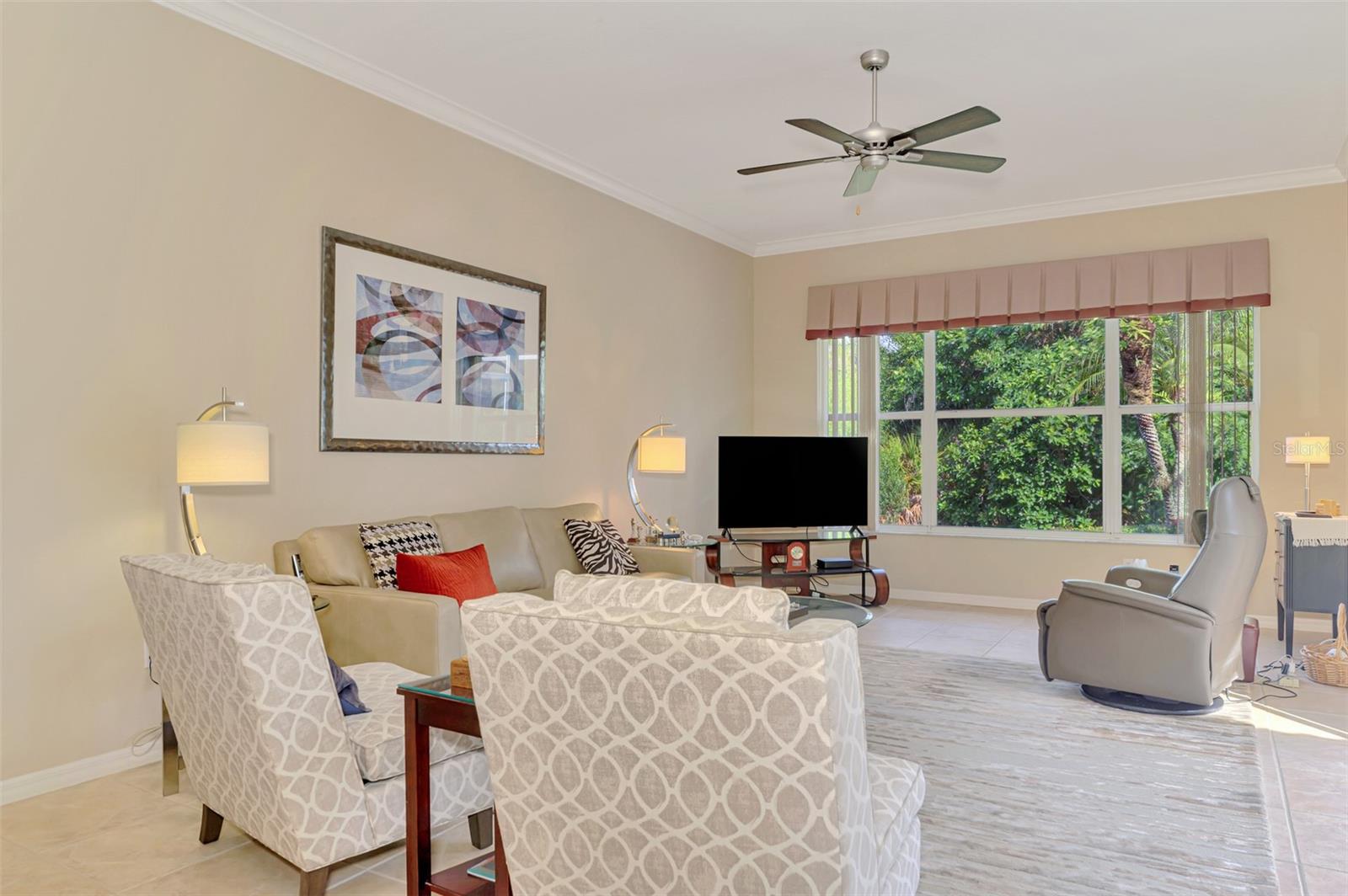 SAWGRASS - Residential