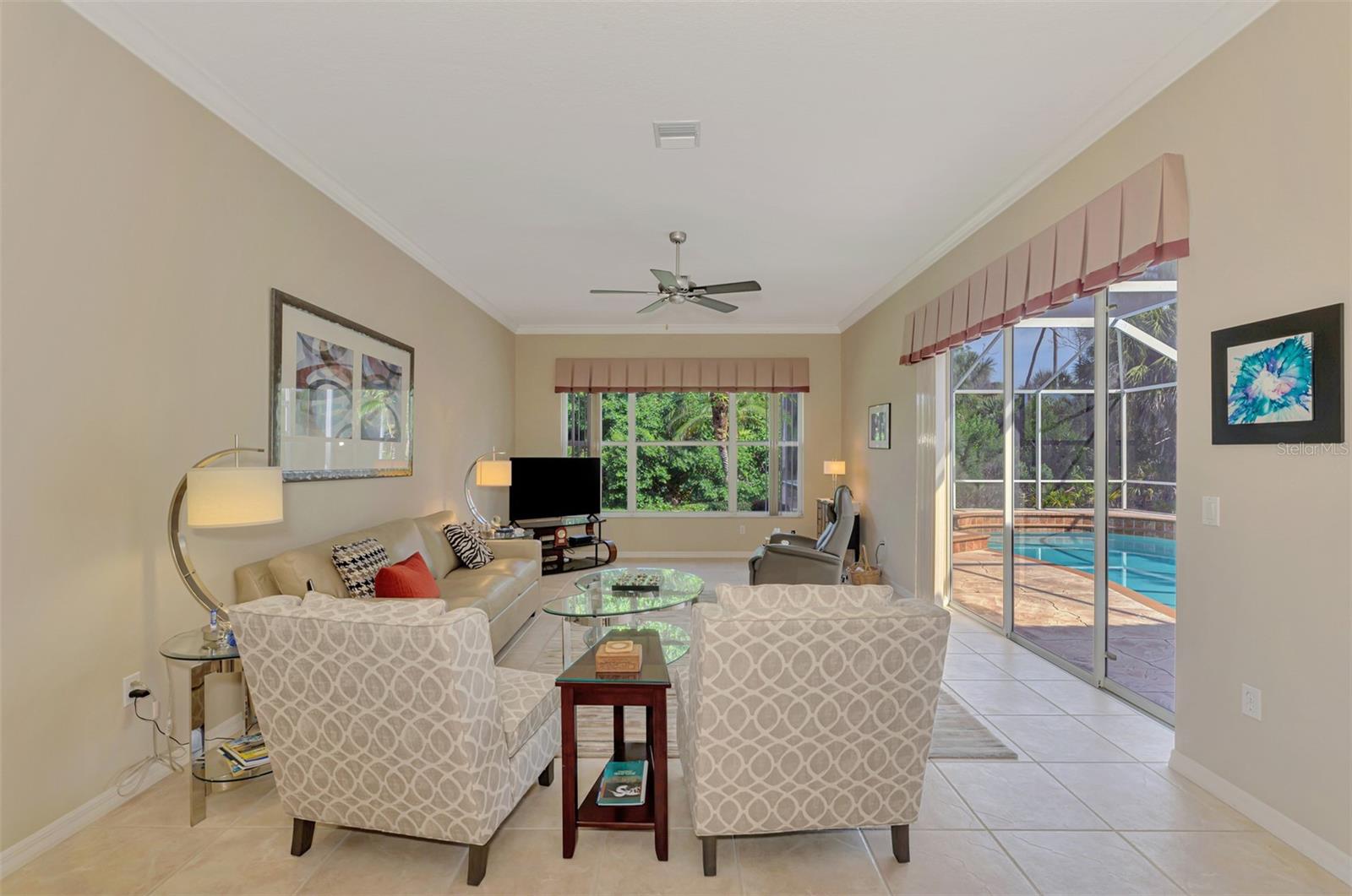 SAWGRASS - Residential