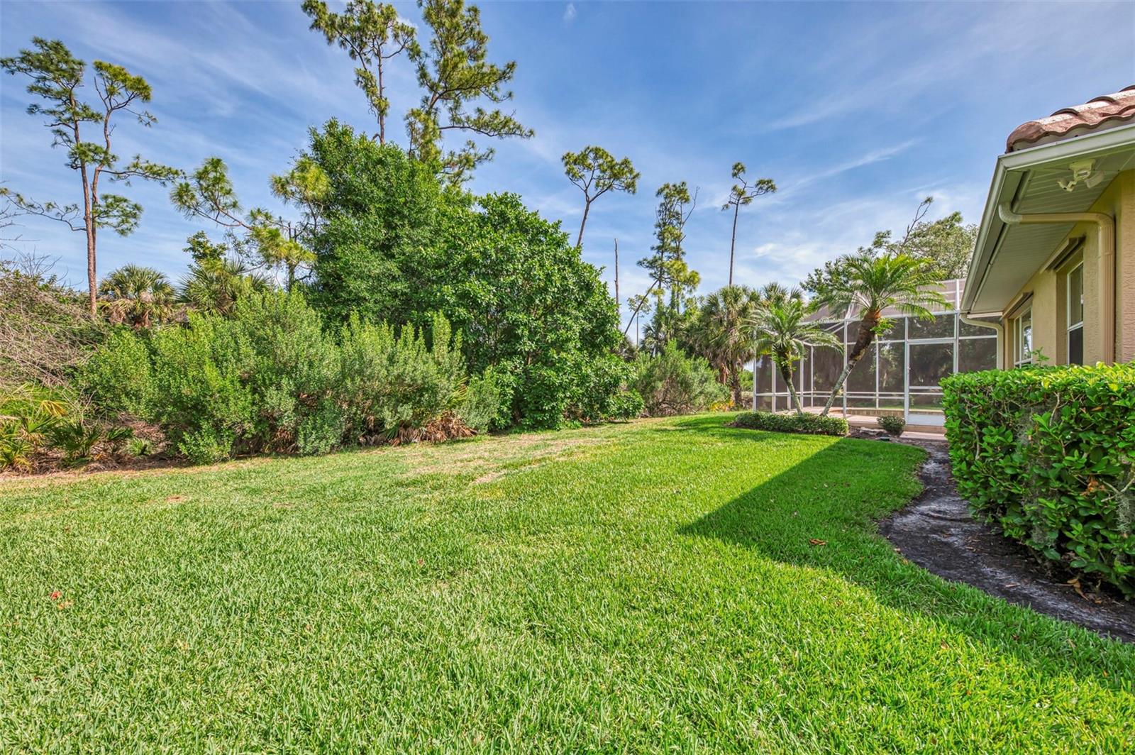SAWGRASS - Residential