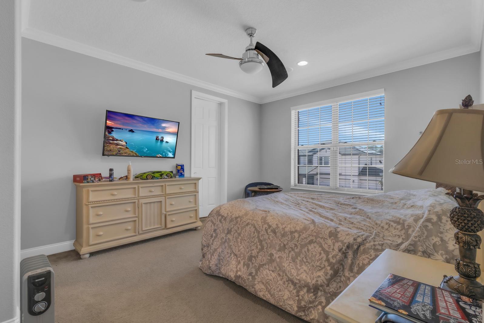 ASTOR GRANDE AT LAKE FOREST - Residential