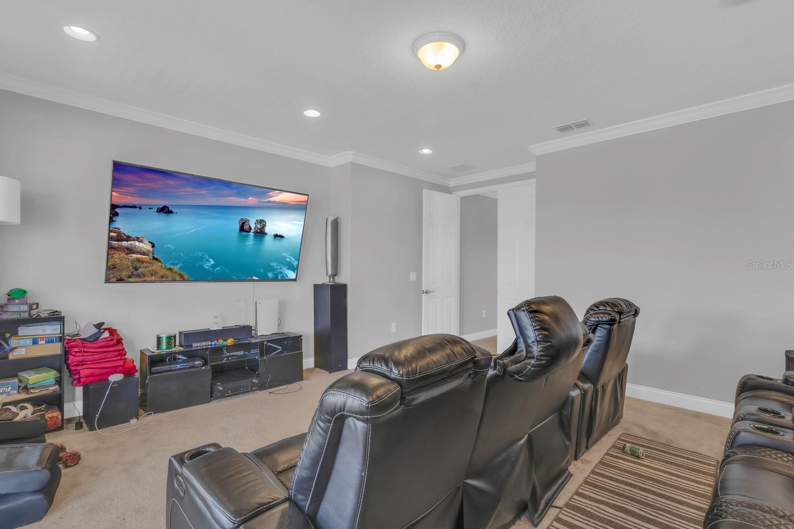 ASTOR GRANDE AT LAKE FOREST - Residential