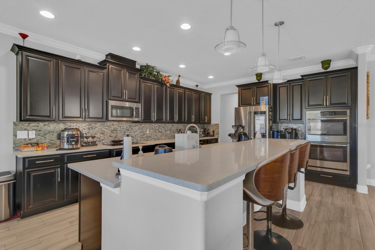 ASTOR GRANDE AT LAKE FOREST - Residential