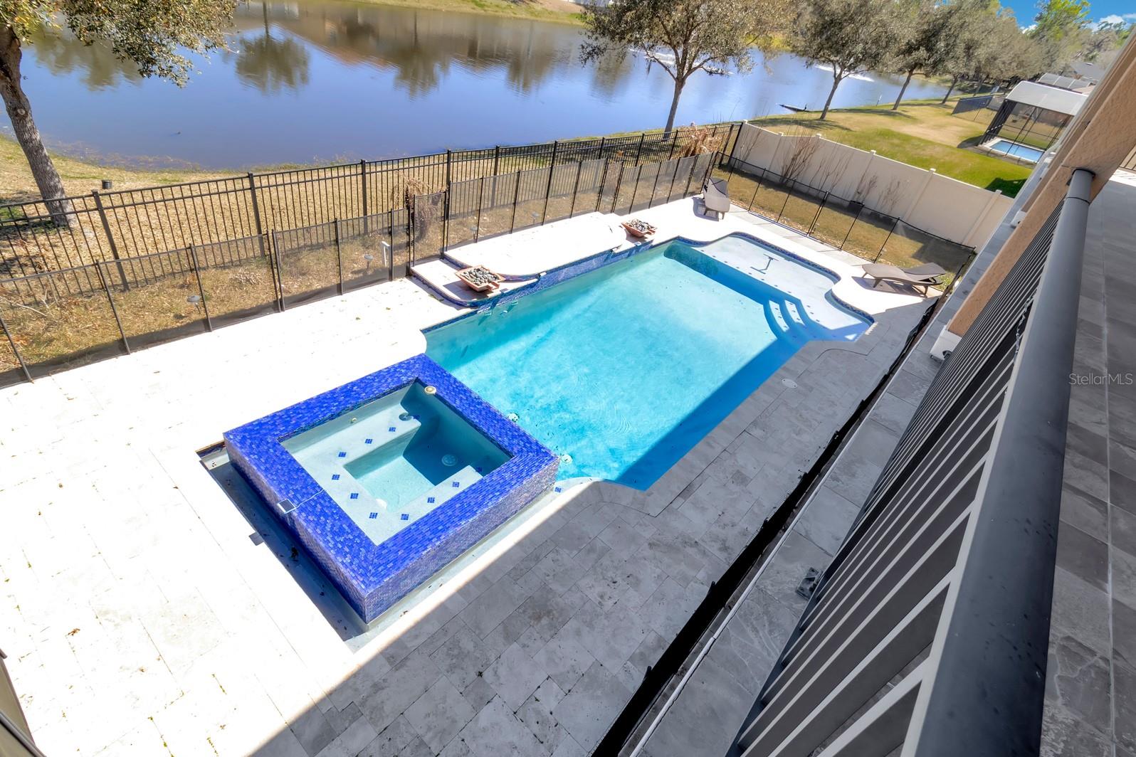 ASTOR GRANDE AT LAKE FOREST - Residential