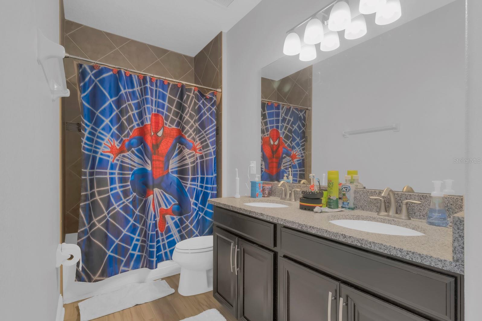 ASTOR GRANDE AT LAKE FOREST - Residential