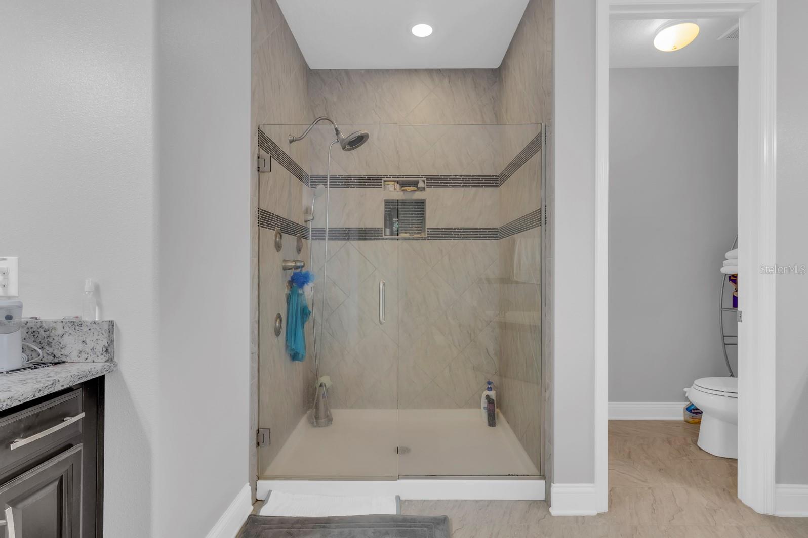 ASTOR GRANDE AT LAKE FOREST - Residential