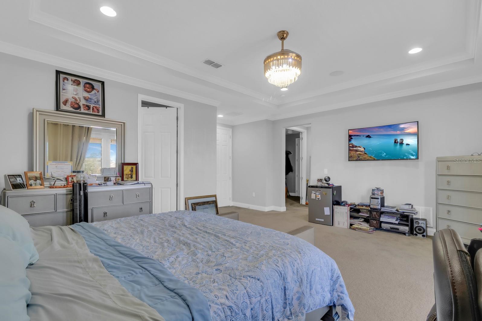 ASTOR GRANDE AT LAKE FOREST - Residential